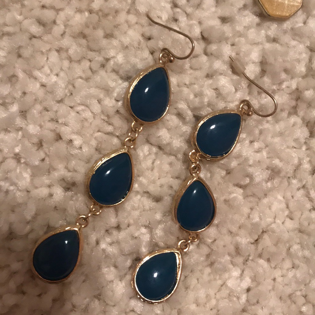 Francescas Blue Earring 5$